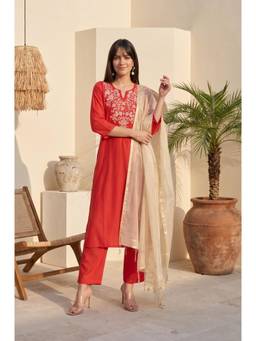 W - Gold Solid Tassels Dupatta