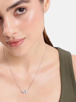 MINOUS - Silver Three-Stone Necklace
