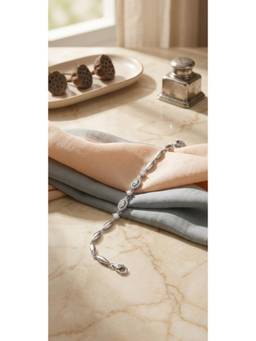 SAMIKA - 925 Sterling Silver Expanded Oval Link Jewellery Bracelet
