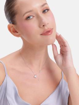 MINOUS - Silver Classic Flower Pendant Necklace