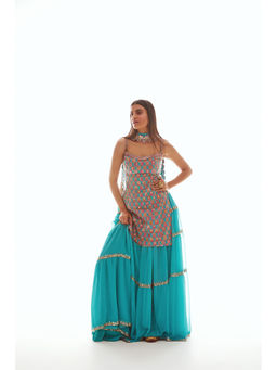 Vvani by Vani Vats - Mughal Boota Kurti with Sharara & Dupatta (Set of 3)