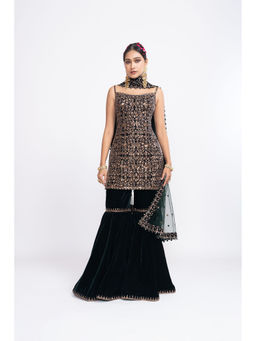 Vvani by Vani Vats - Deep Green Kurti with Sharara & Dupatta (Set of 3)