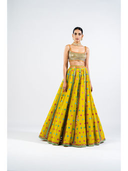 Vvani by Vani Vats - Moss Green Flower Lehenga & Dupatta with Metallic Blouse (Set of 3)
