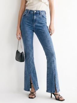 Outzidr - Light Blue High-Rise Knitted Denim Flared Jeans