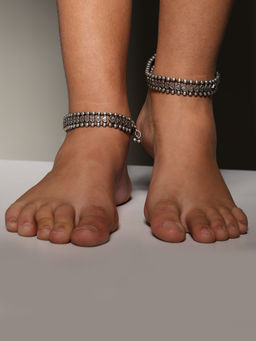 VENI - Oxidised 92.5 Silver-Plated Anklets