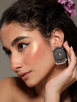 VENI - 92.5 Silver-Plated Artificial Beaded Oxidised Circular Shaped Studs