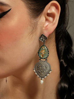 VENI - Tear Shaped Earrings
