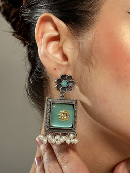 VENI - Geometric Earrings