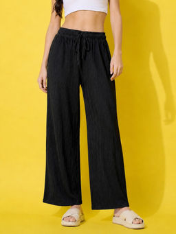 Buynewtrend - Women's Black Textured Wide Leg Drawstring Pant