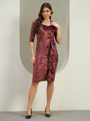Red color option, Sold out, Currently selected
