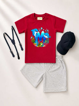 MALKIAT - Red Unisex Graphic Print T-Shirt with Shorts and Cap Suspenders