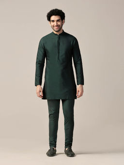 KISAH - Men Green Kurta with Churidar (Set of 2)