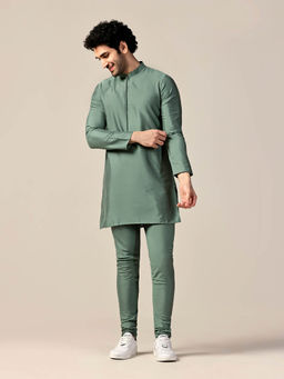 KISAH - Men Green Kurta with Churidar (Set of 2)
