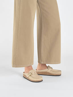 Birkenstock - Buckley Women Narrow Width Beige Nubuck Leather Mules