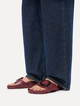 Birkenstock - Arizona Big Buckle Women Narrow Width Zinfandel Maroon Sandals
