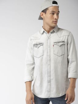 Levi's - Men White Slim Fit Casual Shirt