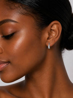 MINOUS - Silver Minimal Sparkle Hoop Earrings
