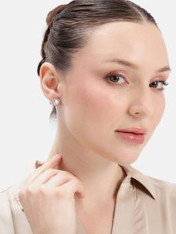 MINOUS - Silver Grace Loop Pearl Studs