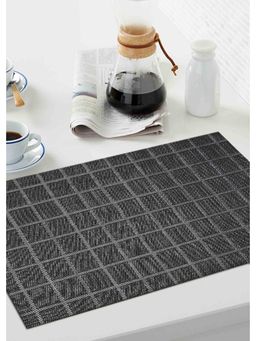OBSESSIONS - Vinyl Maze Mat - Grey