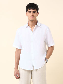 U.S. POLO ASSN. - Men White Solid Tailored Fit Amsler Shirt