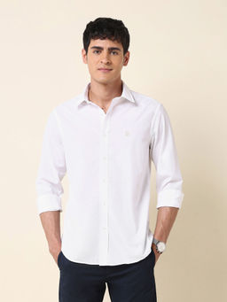 U.S. POLO ASSN. - Men Pure Cotton Tailored Fit Solid Shirt