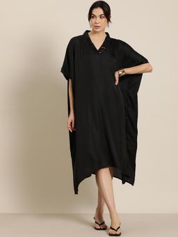 Qurvii - Black Crepe Silk Kimono Dress with Sequins
