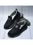 Black color option, Currently selected