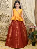 Maroon color option, Currently selected