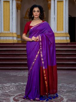 Suta - Magenta Color Cotton Blend Saree Without Blouse