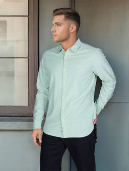 Wrangler - Men Solid Green Regular Fit Shirt