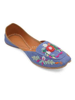 NR by Nidhi Rathi - Denim Embroidered Ethnic Juttis