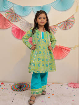 TINY COLOUR - Green Garden Kurta With Pants