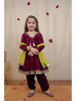 TINY COLOUR - Wine Velvet Kurta With Pyjama And Dupatta