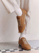 Tan color option, Currently selected