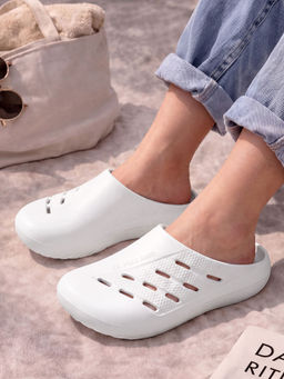U.S. POLO ASSN. - Men White KITZ Stylish Clogs