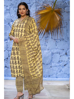 NAVYAS FASHION - Bagru Paisley Kurta (Set of 3)