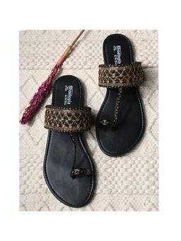 Shoetopia - Girls Black Embroidered Design One Toe Flats