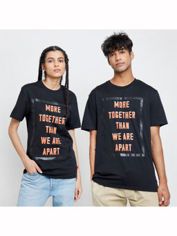 Levi's - Men Black Coral Red Round Neck T-shirt