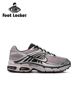Nike - Women Air Max Moto 2K Sneakers