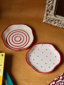 WEAVING HOMES - Red Lined & Red Polka Handmade Dessert Plates