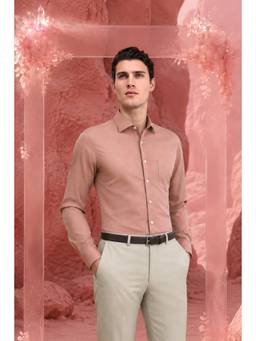 Louis Philippe - Men Pink Classic Fit Solid Full Sleeves Formal Shirt
