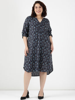 THE PINK MOON - Women Grey Chevron Print Dress