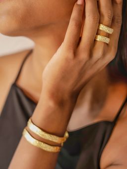 House of Pehr - Women Gold Plated Kada Bracelet