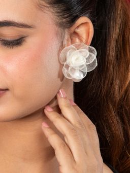 Niscka - White Floral Cloth Earrings