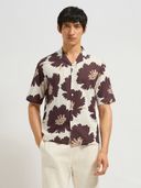 Maroon color option, Currently selected