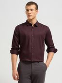 Maroon color option, Currently selected