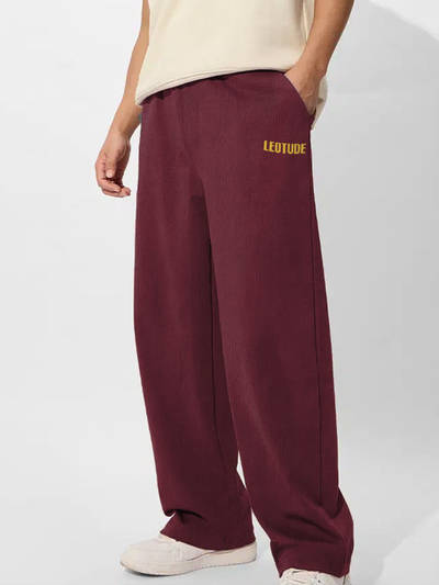 Mens Loose Mid Rise Drawstring Stretchable Maroon Trackpant