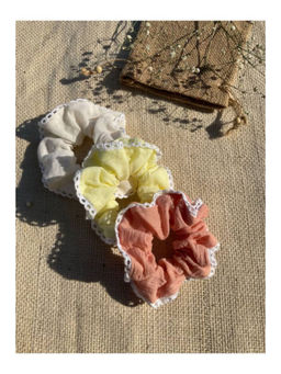 Taraasi - Zero Waste Mulmul Scrunchies (Pack of 3)