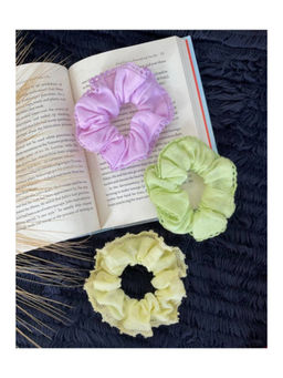 Taraasi - Zero Waste Mulmul Scrunchies (Pack of 3)