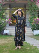 Black color option, Currently selected